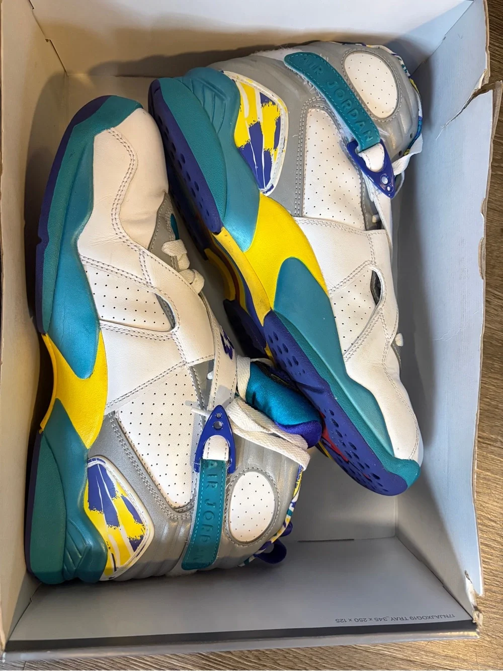 Air Jordan 8 Retro Aqua Size 9.5M